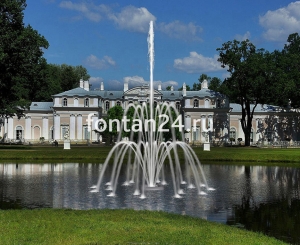 Плавающий фонтан "Корона III", h=10 м Плавающий фонтан "Корона III", h=10 м